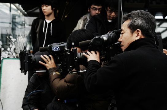 http://www.newswatch247.com/pics/default/download/a1e72e7aad793cd0625ecf1c2975a7ec.jpg
