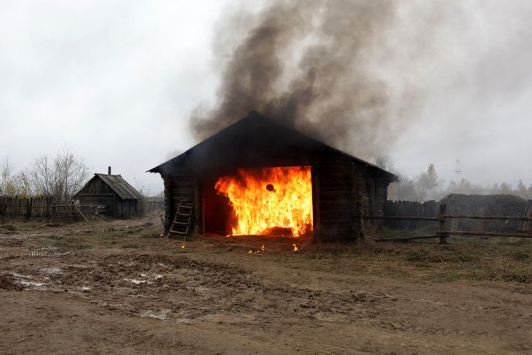 http://www.newswatch247.com/pics/default/download/a48680f613bd1e7be31771b47de5ab4a.jpg