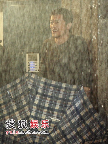 http://www.newswatch247.com/pics/default/download/a4ef81bc3e64f76ed3642db4ca095491.jpg