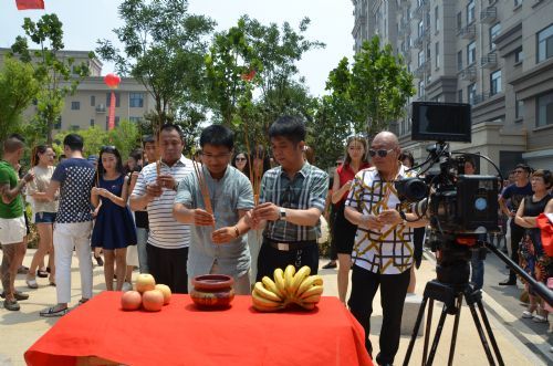 http://www.newswatch247.com/pics/default/download/a69bdf384912818bbd1c418a02e44098.jpg