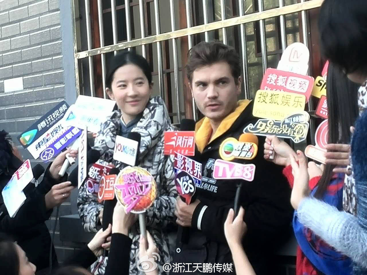 http://www.newswatch247.com/pics/default/download/a7eec87f748540818eccbcbd7ddaf5a6.jpg