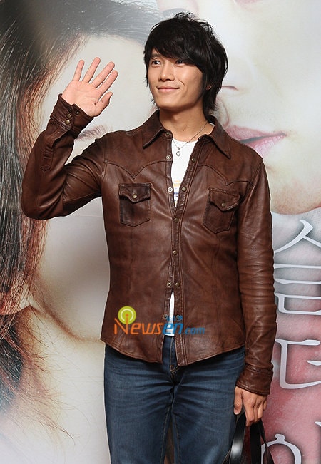 http://www.newswatch247.com/pics/default/download/ac6d37d385658052749e6f0fe35d1b5b.jpg