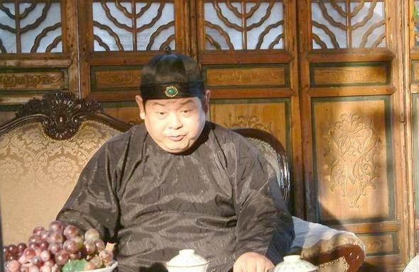 http://www.newswatch247.com/pics/default/download/ad7a7acc310216abe9b7e5a71be043d4.jpg