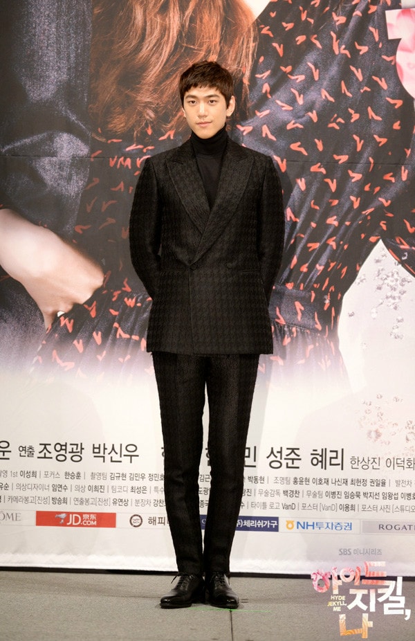 http://www.newswatch247.com/pics/default/download/afa77e0d9f5a5fea81fc90bd16dc7164.jpg