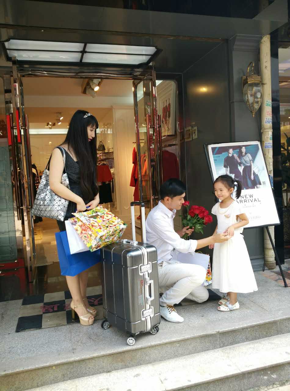 http://www.newswatch247.com/pics/default/download/b111205d8babdefcb8b95e32b4d17d41.jpg