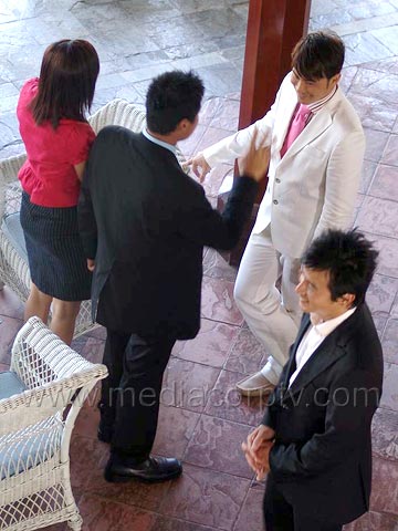 http://www.newswatch247.com/pics/default/download/b1b5ca723330bfa7184ee9e03657c66f.jpg
