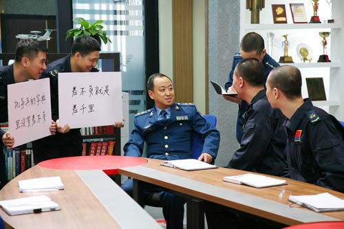 http://www.newswatch247.com/pics/default/download/b461aa5d711691f49d5465baf1498c5f.jpg
