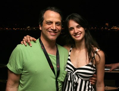 http://www.newswatch247.com/pics/default/download/b4be99e12fadf45376f3bdbb8087701e.jpg