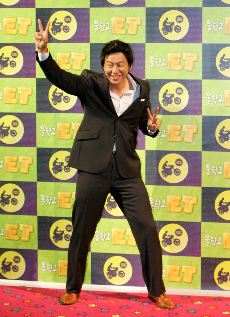 http://www.newswatch247.com/pics/default/download/b6e8a7afb059924e1c4901b78274444c.jpg