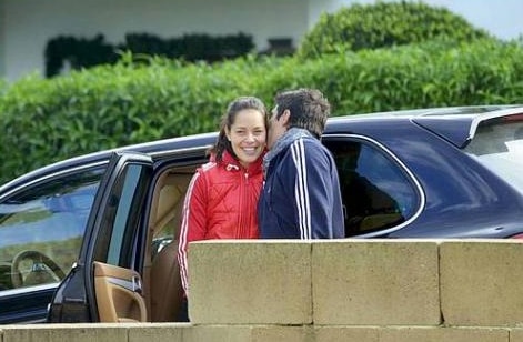 http://www.newswatch247.com/pics/default/download/b9a3e7fbd0fa355b2ab10d3aa702e7ff.jpg