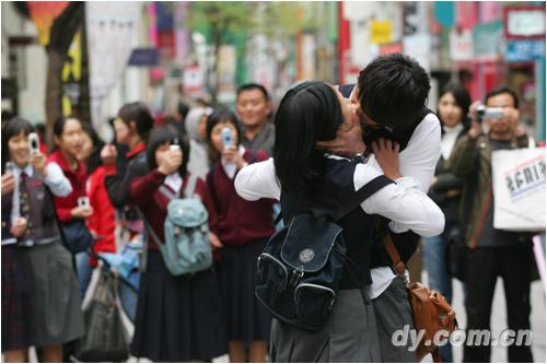 http://www.newswatch247.com/pics/default/download/b9e727aa7444701183a8933169dfa64d.jpg