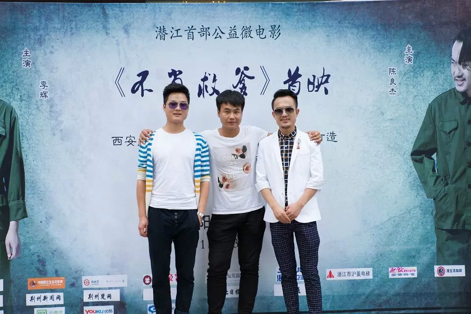 http://www.newswatch247.com/pics/default/download/ba3948641287381f0caad708d5559f8b.jpg