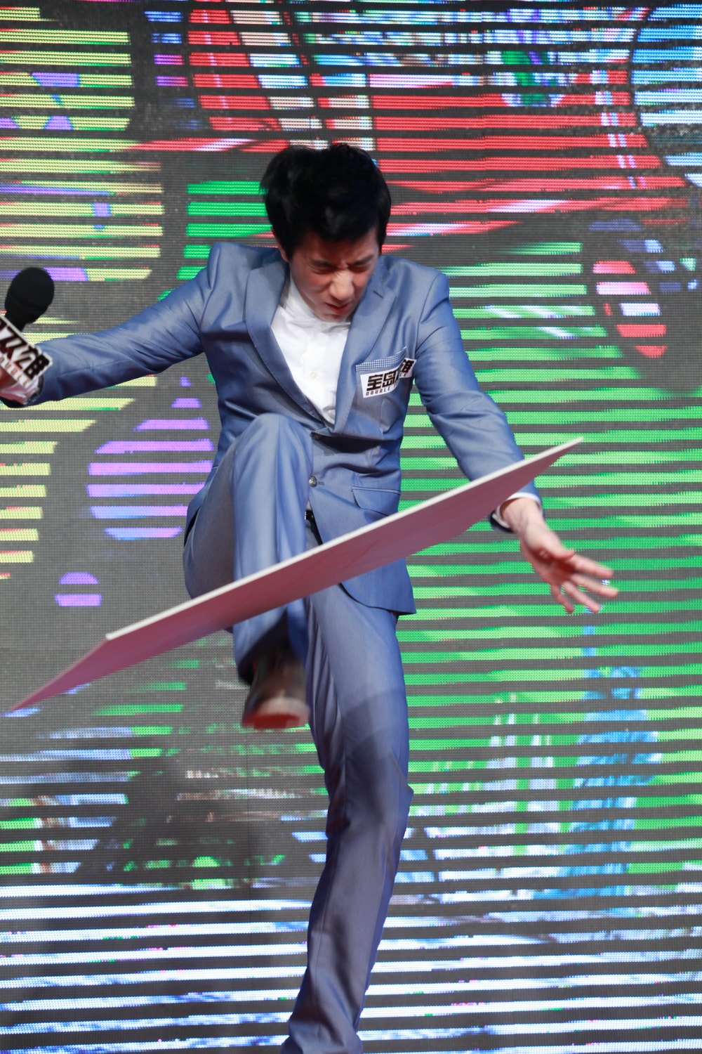 http://www.newswatch247.com/pics/default/download/ba75d90ee45d06a0d091645f8ff7adab.jpg