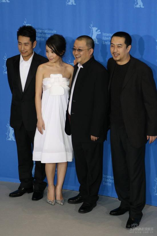 http://www.newswatch247.com/pics/default/download/be4bb35089de3f8e91d982c3c927da3e.jpg