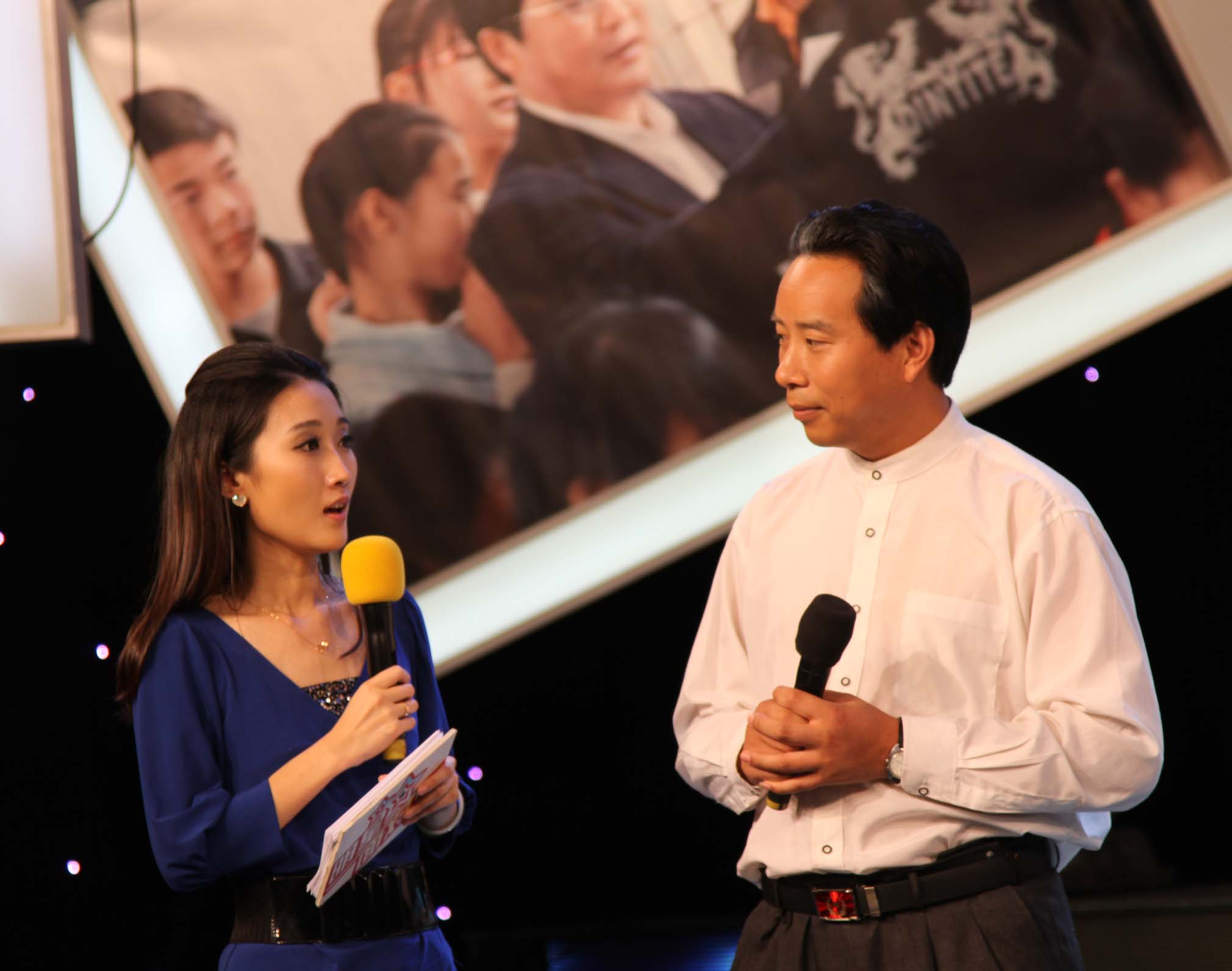 http://www.newswatch247.com/pics/default/download/bfe0a10a2976be31c267e804019fd44c.jpg