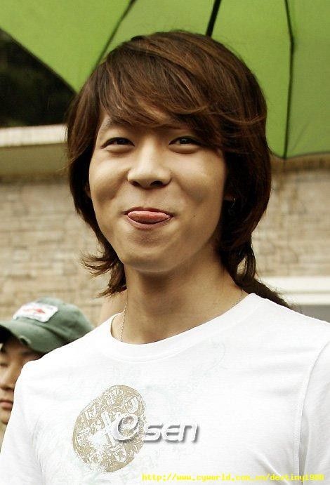 http://www.newswatch247.com/pics/default/download/c5ed5a904eb8d17a6d4cc249162efcb3.jpg
