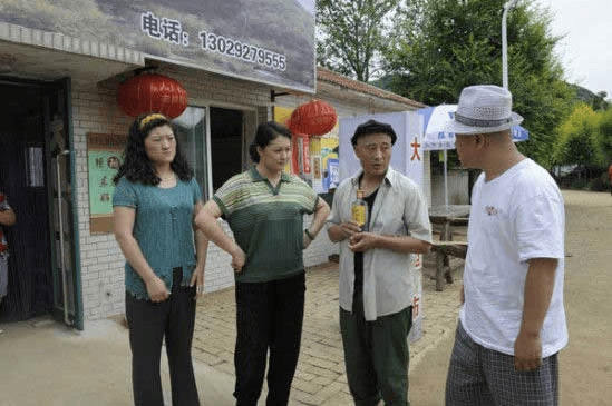http://www.newswatch247.com/pics/default/download/ca6421fb403b8d472104112088ee2a21.jpg
