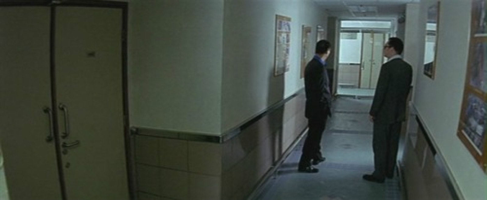 http://www.newswatch247.com/pics/default/download/ca6c1f0f7c8ec21ecda1e9873b7c4ae4.jpg