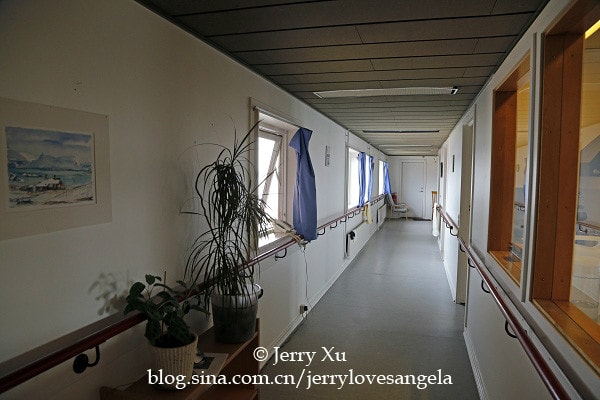 http://www.newswatch247.com/pics/default/download/cc441f4d63735b7c595f8750518317b5.jpg