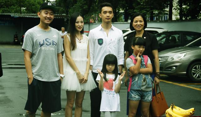 http://www.newswatch247.com/pics/default/download/cc8741d0a183131a084fb1cc316a969e.jpg