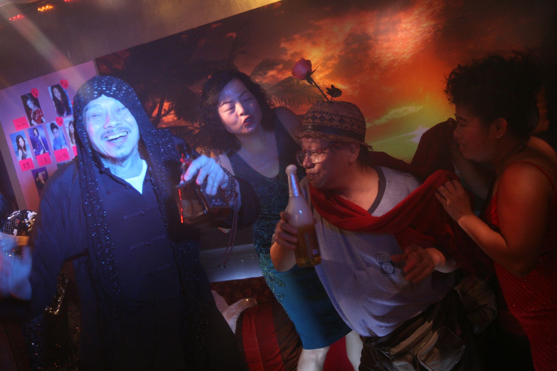 http://www.newswatch247.com/pics/default/download/ccccfb6e60a1f2b0e1d947c302da4ac1.jpg