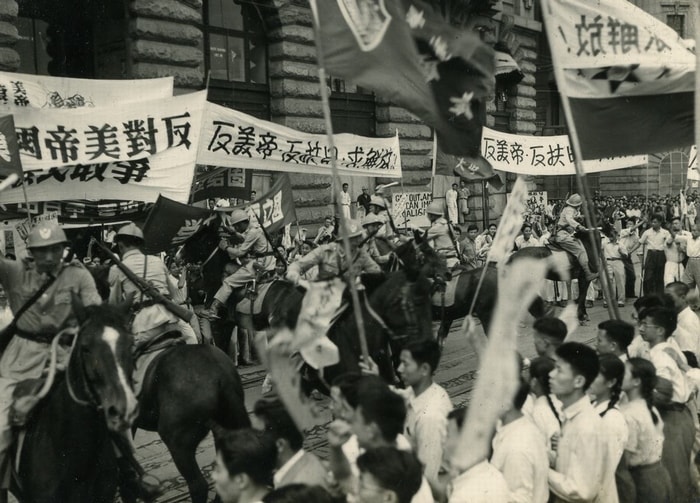 http://www.newswatch247.com/pics/default/download/cd8840ba2dcbc7c5d72fabd95ce3b0dc.jpg