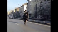 《孤膽拯救》正式版預(yù)告片