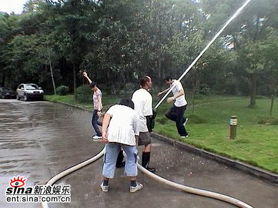 http://www.newswatch247.com/pics/default/download/cfb0ae67eb59be1057d29f6bd9025bbc.jpg