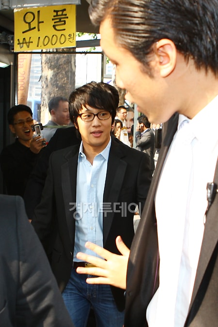 http://www.newswatch247.com/pics/default/download/d0e70c64a56fe9bc42a1e2d671785941.jpg
