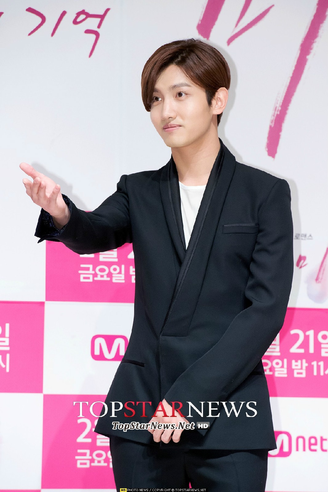 http://www.newswatch247.com/pics/default/download/d2d80bf7c7a7a5d10a35d32c357d8617.jpg