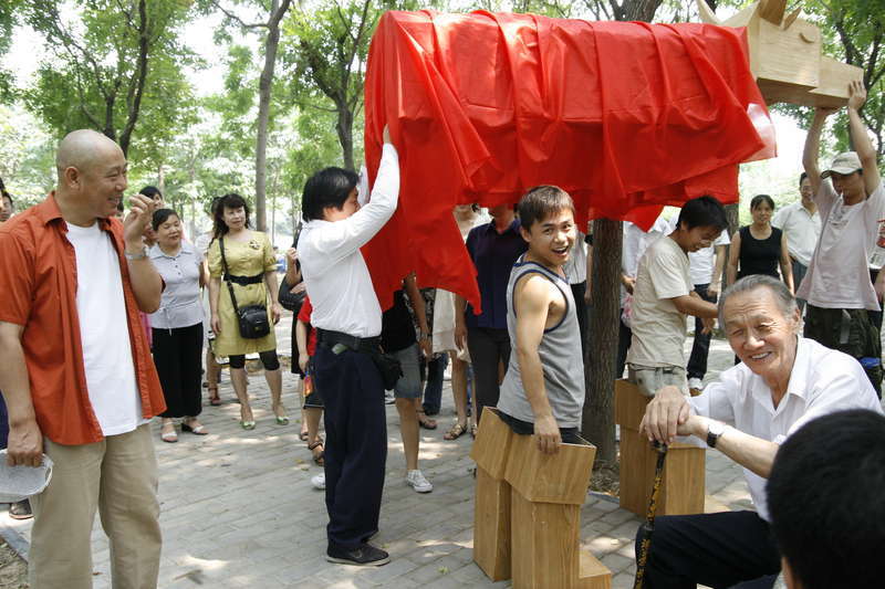 http://www.newswatch247.com/pics/default/download/d710ab88095f31e6ddd41d91eac3c34b.jpg