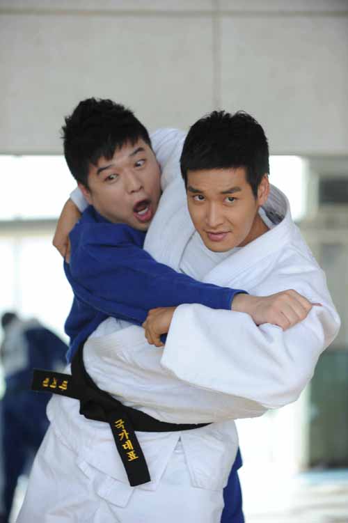 http://www.newswatch247.com/pics/default/download/d7b70e0b96e9dae941d922f714cd2f00.jpg