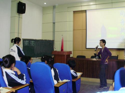 http://www.newswatch247.com/pics/default/download/dbc46fa67782928e6add9f7815d8adac.jpg