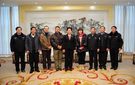 http://www.newswatch247.com/pics/default/download/dcff730731b1c5d10d39b0d0f5fd7ee6.jpg