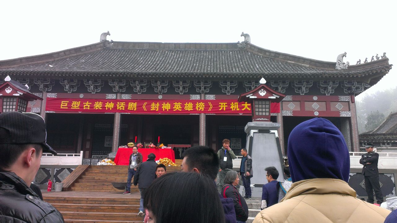 http://www.newswatch247.com/pics/default/download/e51fc3b6a40c56f02533a2c2a8865010.jpg