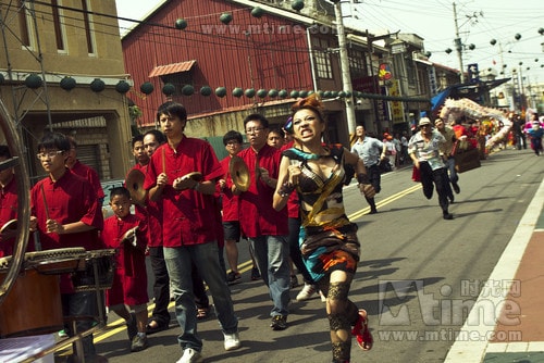 http://www.newswatch247.com/pics/default/download/e58ddd6784e04fcd44bac4ef7eb05950.jpg