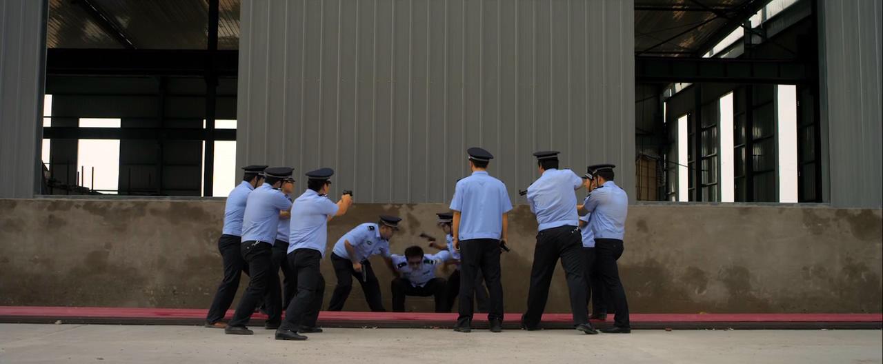 http://www.newswatch247.com/pics/default/download/e5f14eb0aa9d8f2b5819d23f4a2a4bf5.jpg