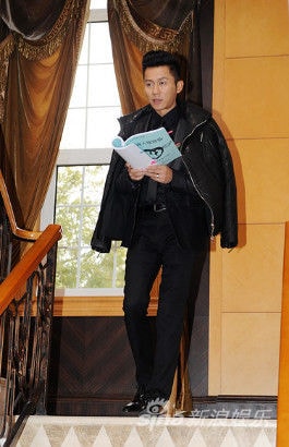 http://www.newswatch247.com/pics/default/download/e80a404a47e1cac3bee405a1c1795bfc.jpg