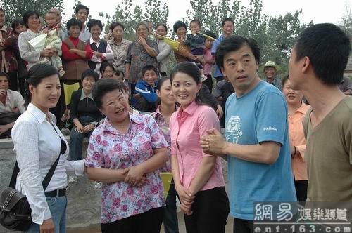 http://www.newswatch247.com/pics/default/download/ebe59fe5b1b074f1c219557edbaee6d5.jpg