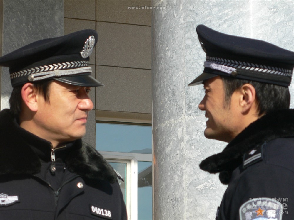 http://www.newswatch247.com/pics/default/download/f09dd382731204cf0b8d1b7c715d0fe6.jpg