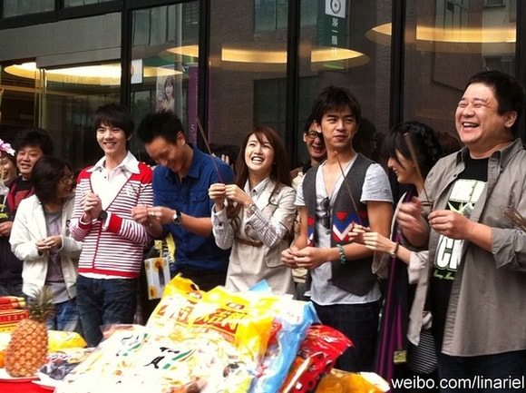 http://www.newswatch247.com/pics/default/download/f182ddffc797728feb4ef45147a46f86.jpg