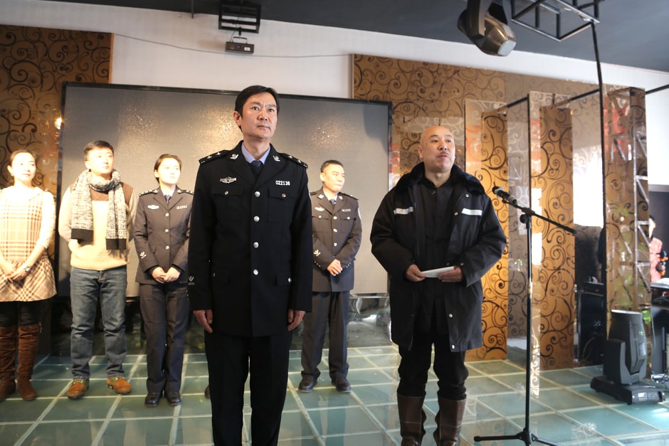 http://www.newswatch247.com/pics/default/download/f44960899d94e20c1ffbb7d7cb53e50f.jpg