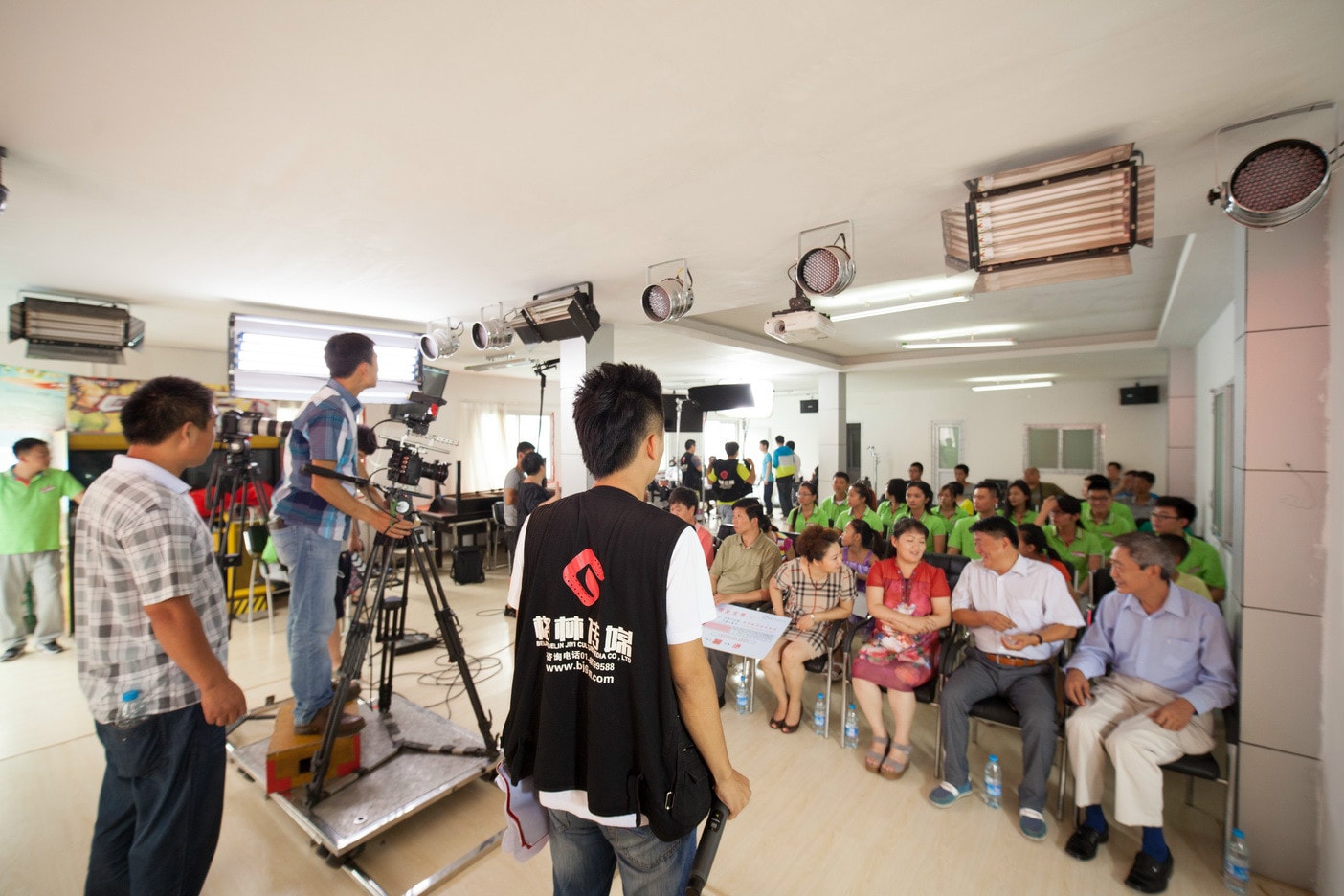 http://www.newswatch247.com/pics/default/download/f47aa949d283d132edc1dea6595e72e0.jpg