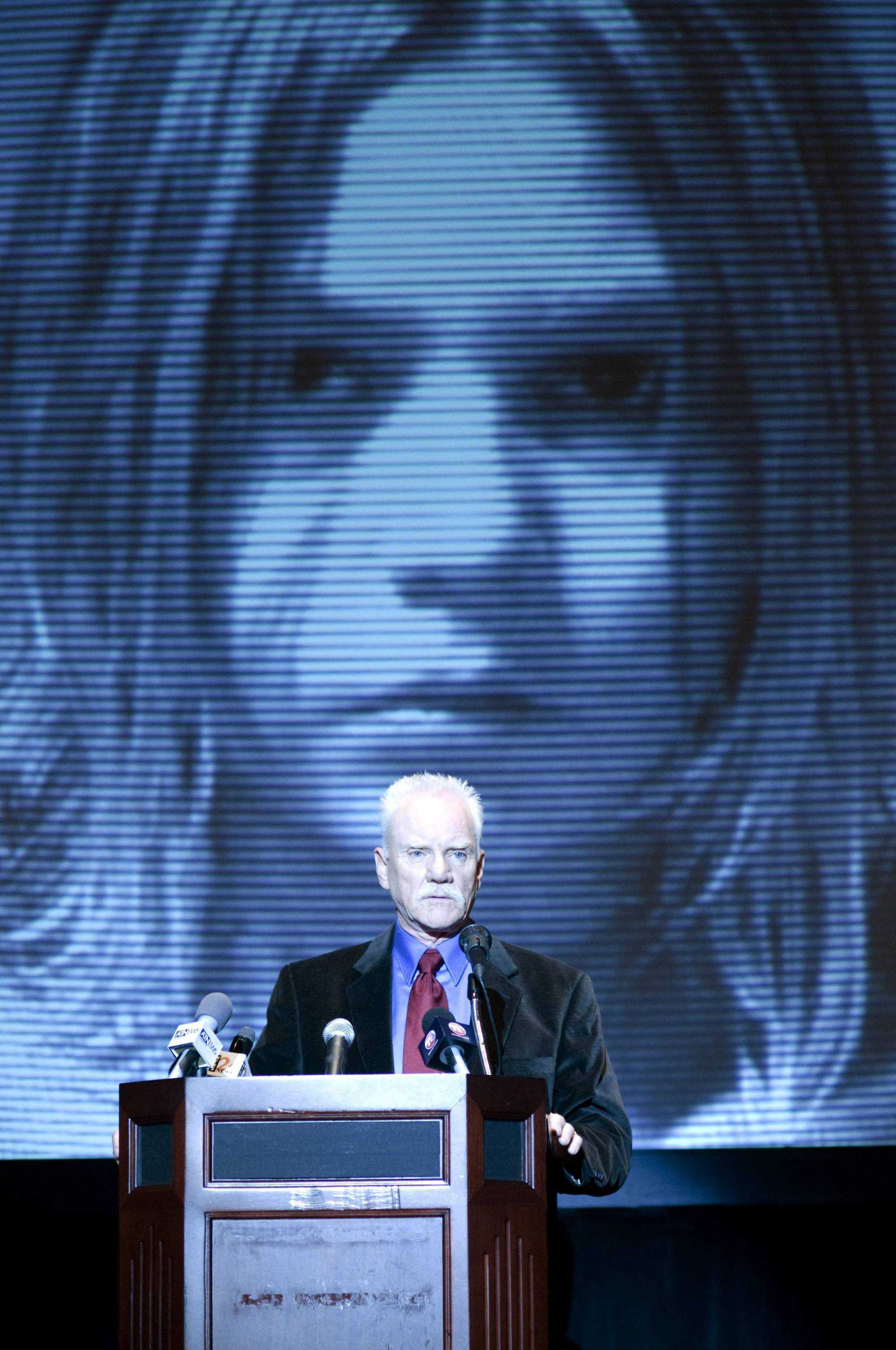 http://www.newswatch247.com/pics/default/download/f58eceb5c48855f5af54bd771d5dc991.jpg