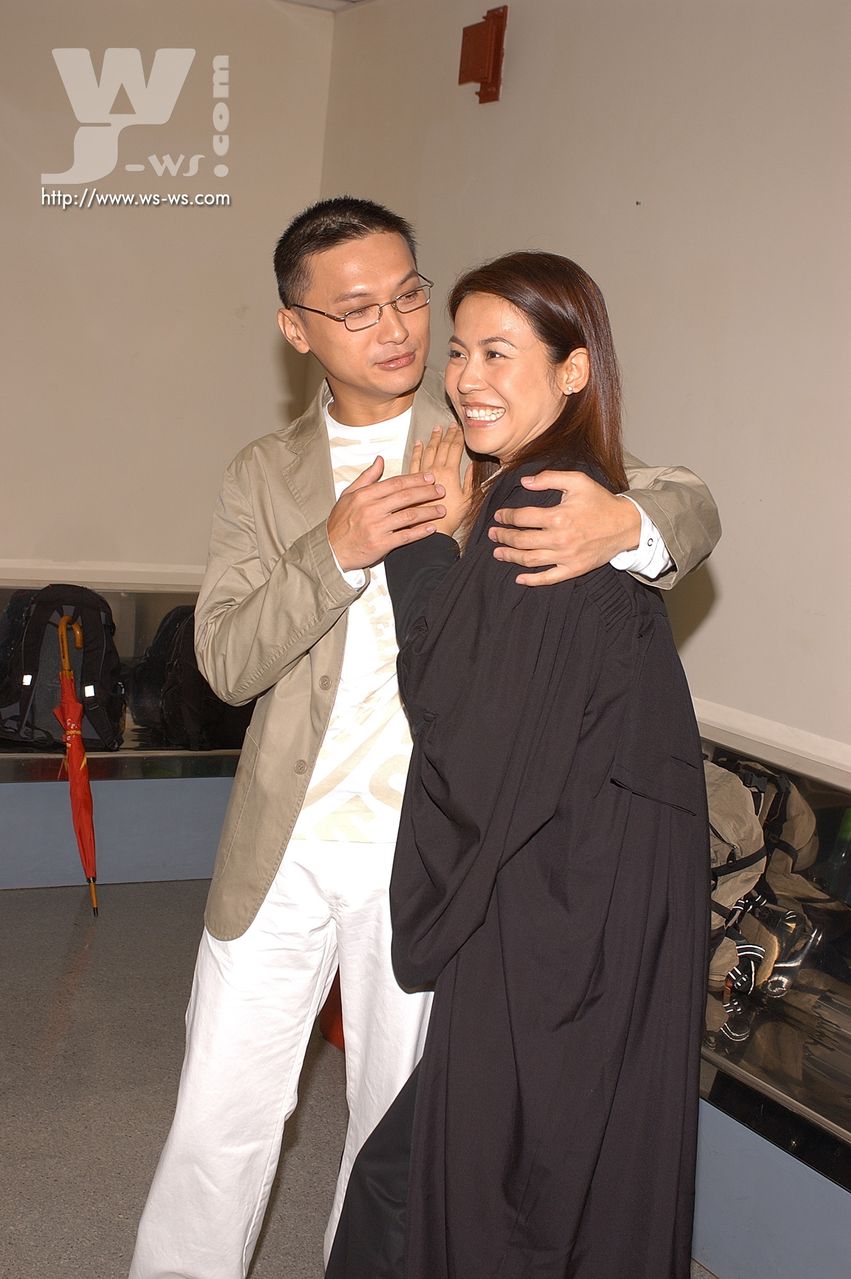 http://www.newswatch247.com/pics/default/download/fa210abae6c0e42994e3e4e6425d57c9.jpg