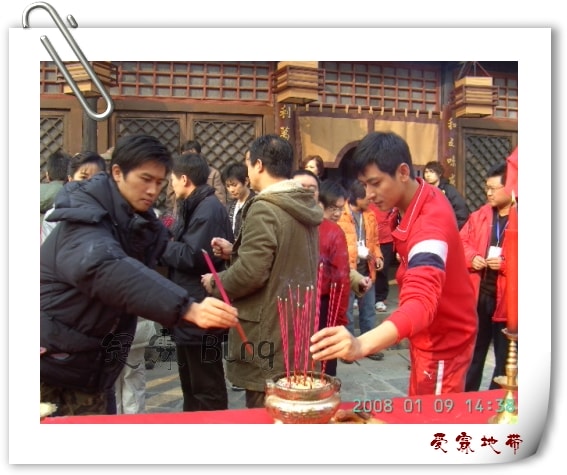 http://www.newswatch247.com/pics/default/download/faad6ff665f5dd47306a6644639cddf6.jpg
