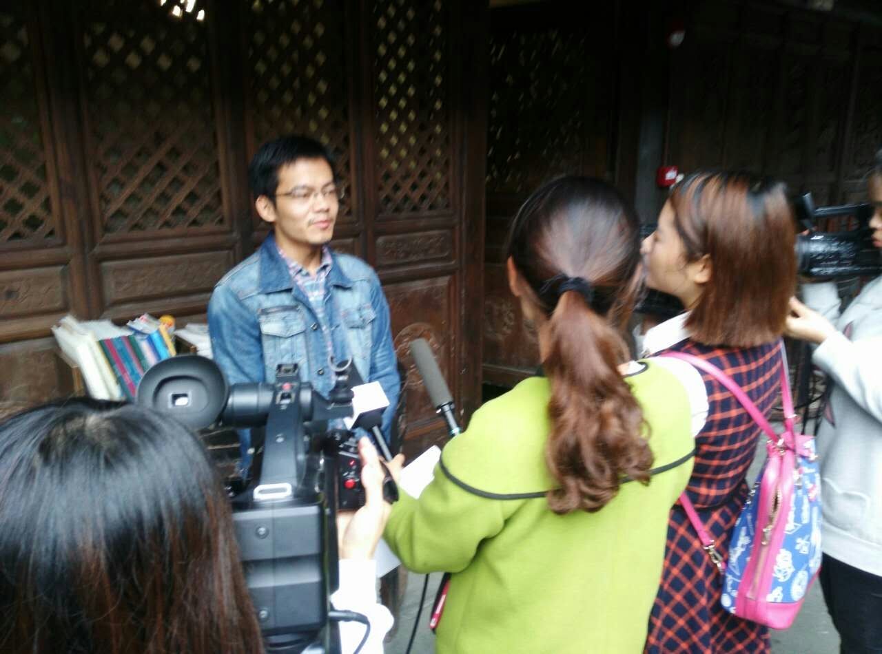http://www.newswatch247.com/pics/default/download/fb6f63fb2d2103801616e7ab63ba2a21.jpg