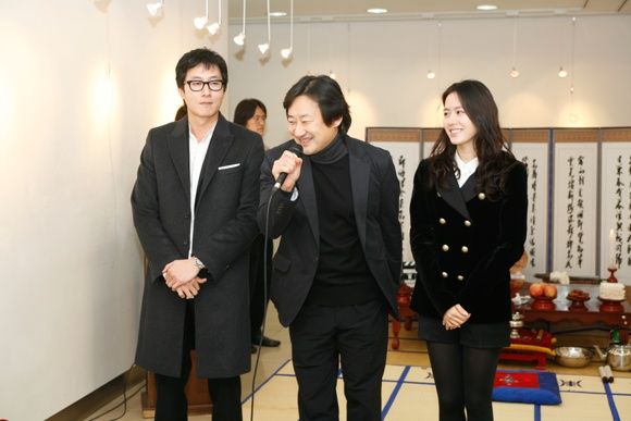 http://www.newswatch247.com/pics/default/download/fb84413cfe150e59512033d42ca2a516.jpg