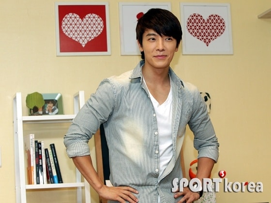 http://www.newswatch247.com/pics/default/download/fc4cef2cb57d2f4df46246b1ecfa9aed.jpg