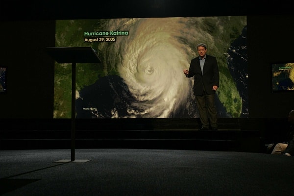 http://www.newswatch247.com/pics/default/download/fea6818b039c48332edcb541d44ca572.jpg